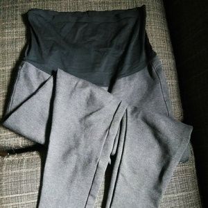 GAP Maternity Full Panel Skinny Pants